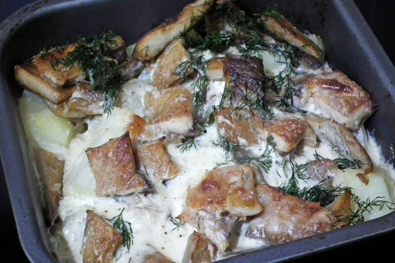Smoked mackerel and potato bake