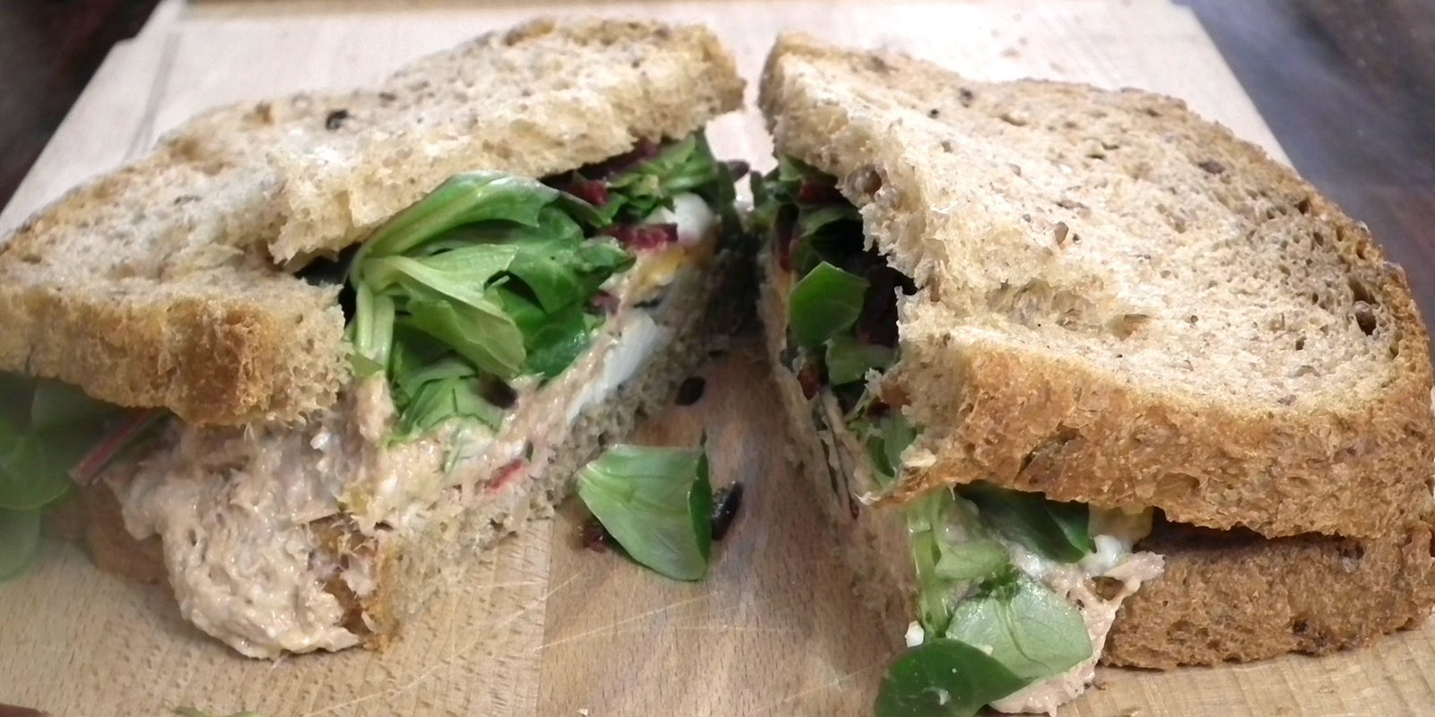 Tuna and egg sandwich