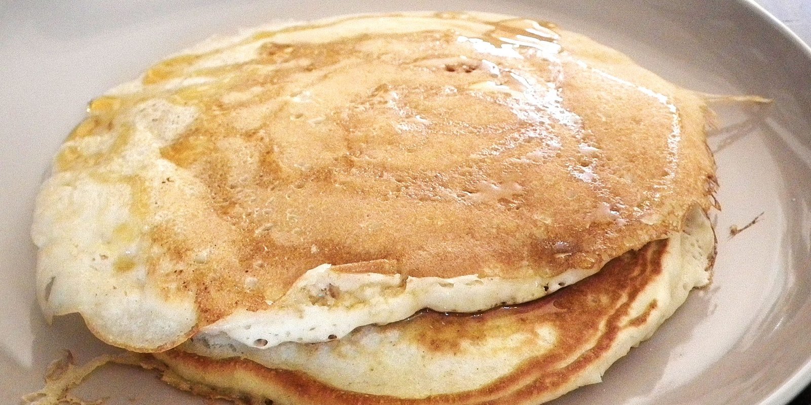 Fluffy American pancakes
