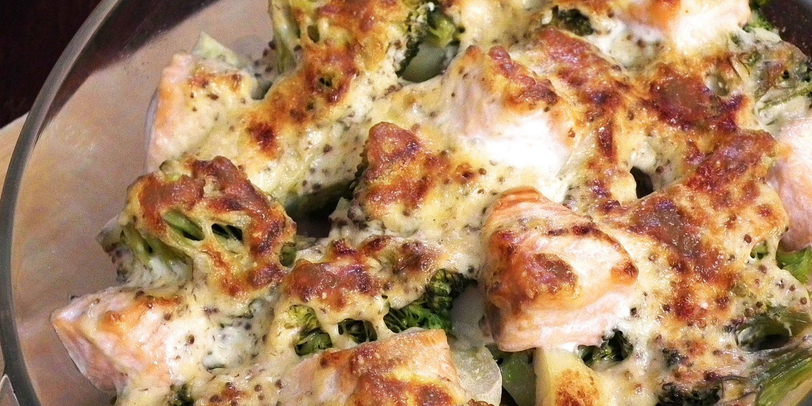 salmon and broccoli potato bake
