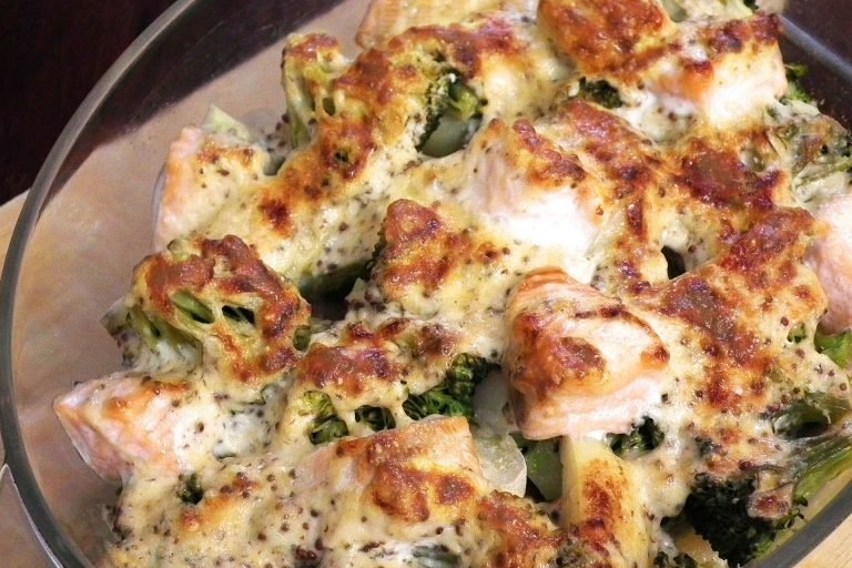 salmon and broccoli potato bake