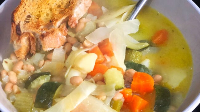 italian-minestrone-soup